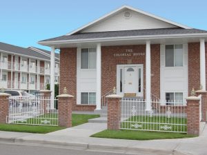 Colonial House apartments in Rexburg