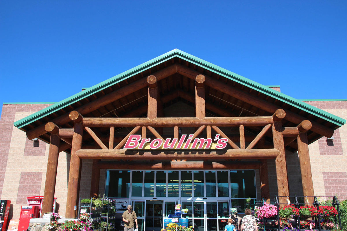 Broulim's Deli Get a FREE Drink w/ purchase of a 6" Sandwich! The Dealio